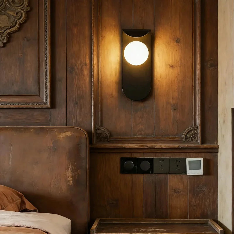 Minimalist LED Wall Light