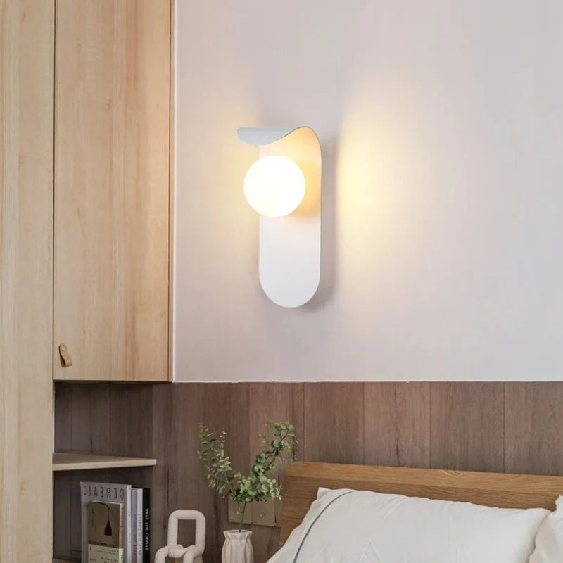 Minimalist LED Wall Light